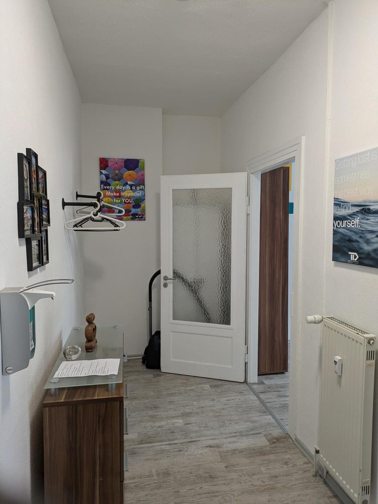 Stylisches 2 Zimmer Apartment Zum Abschalten Эрфурт Экстерьер фото